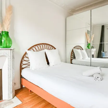 Le Spacieux - à Bastille - 22mb Appartement
