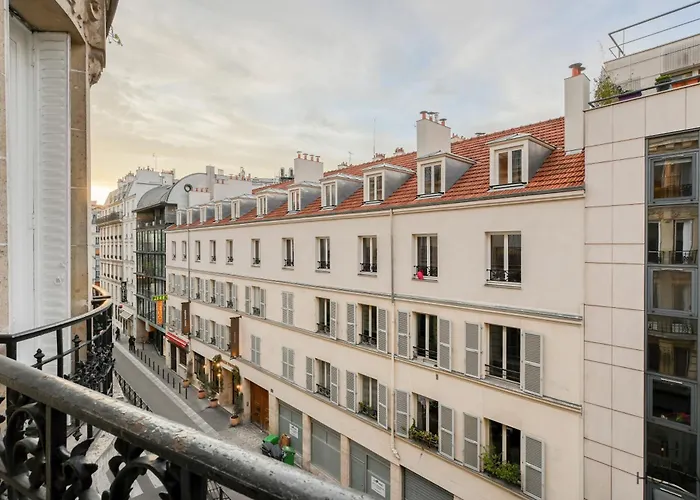 Le Spacieux - A Bastille - 22Mb *